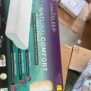 Memory Foam Pillow - White